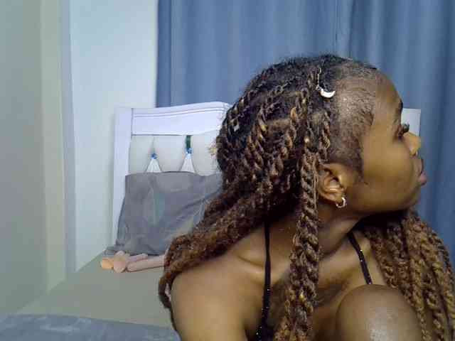 Prettyxoxo webcam
