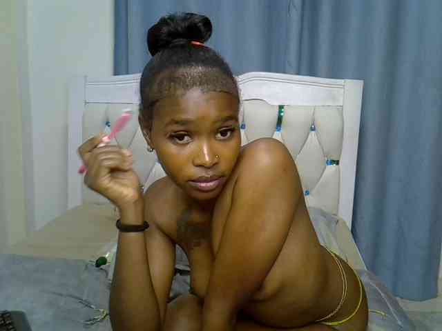 Prettyxoxo webcam