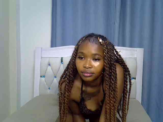 Prettyxoxo webcam