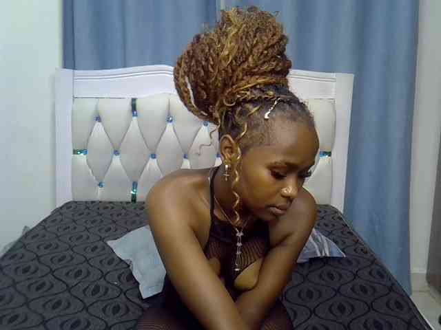 Prettyxoxo webcam