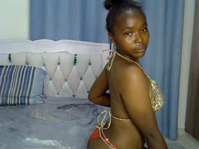 Prettyxoxo webcam