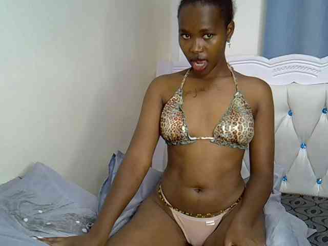 Prettyxoxo webcam