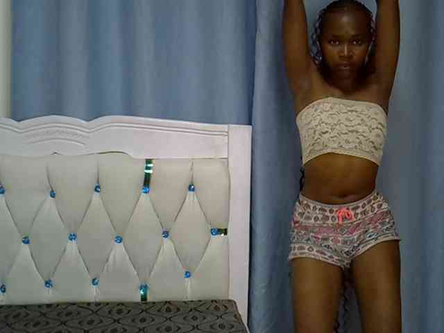 Prettyxoxo webcam