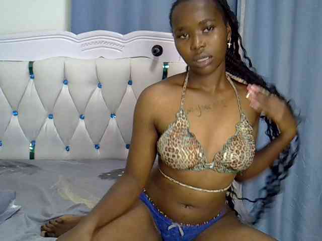 Prettyxoxo webcam