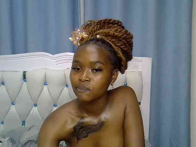 Prettyxoxo webcam