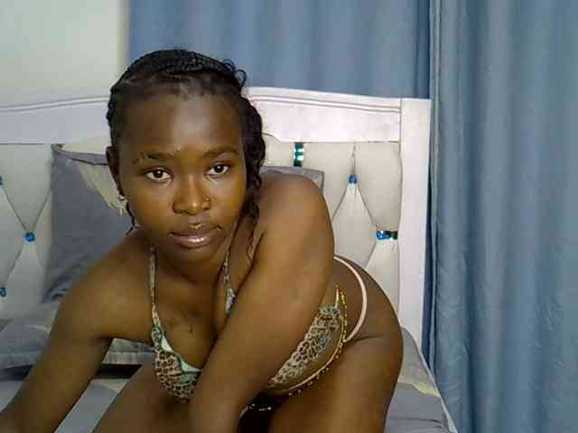 Prettyxoxo webcam