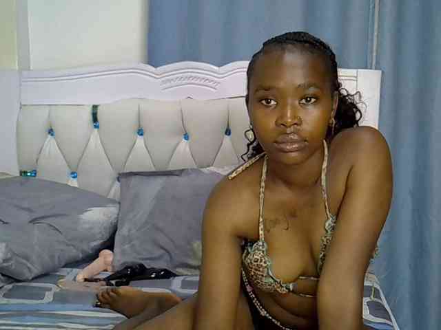 Prettyxoxo webcam