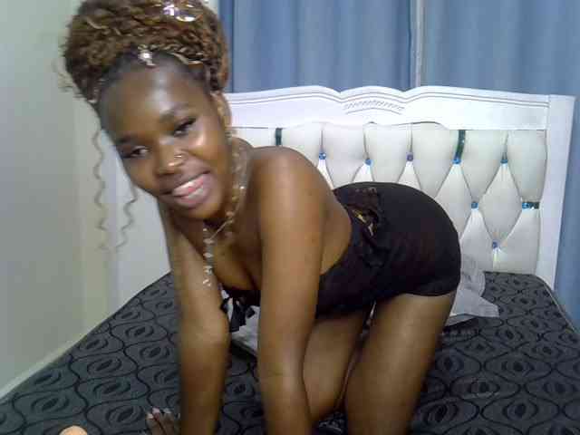 Prettyxoxo webcam