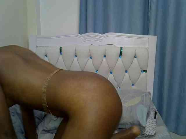 Prettyxoxo webcam