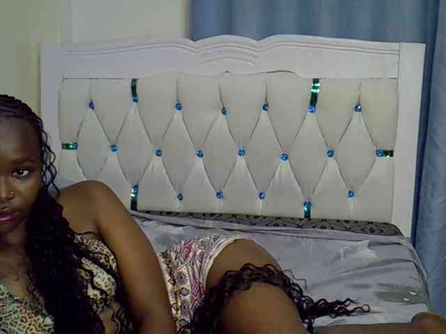 Prettyxoxo webcam