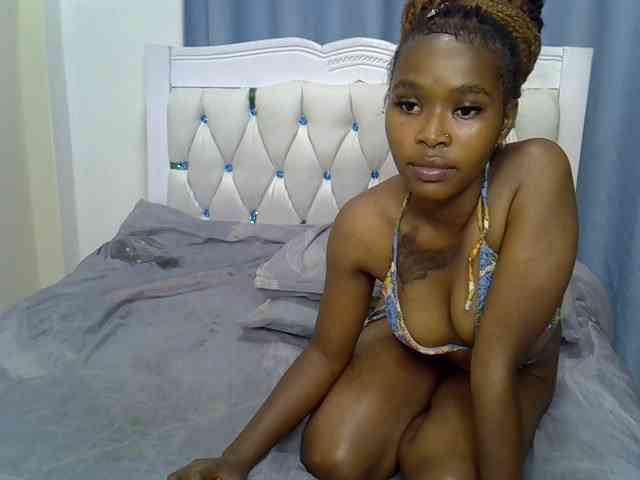 Prettyxoxo webcam
