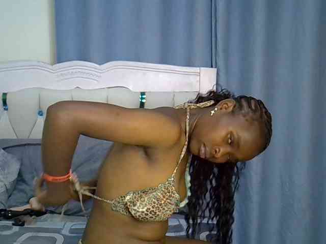 Prettyxoxo webcam