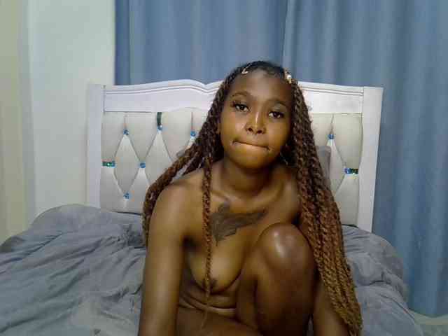 Prettyxoxo webcam