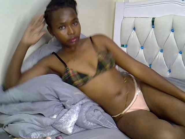 Prettyxoxo webcam