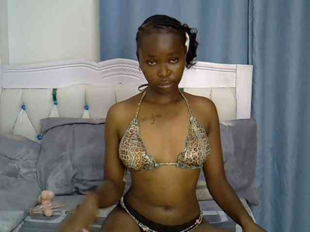 Prettyxoxo webcam