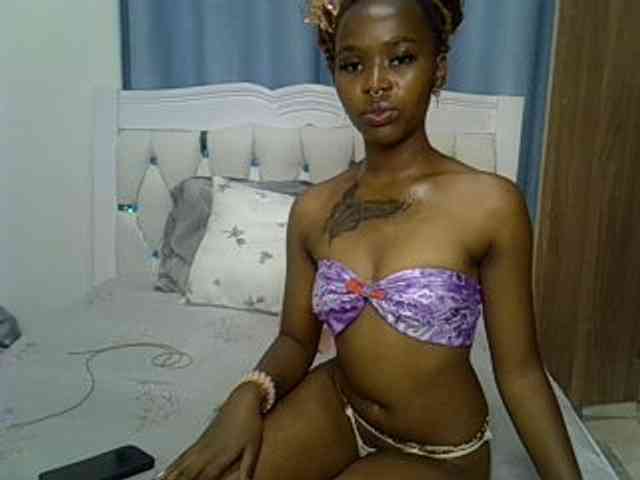 Model: Prettyxoxo