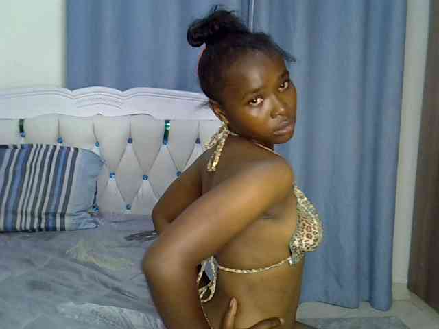 Prettyxoxo webcam