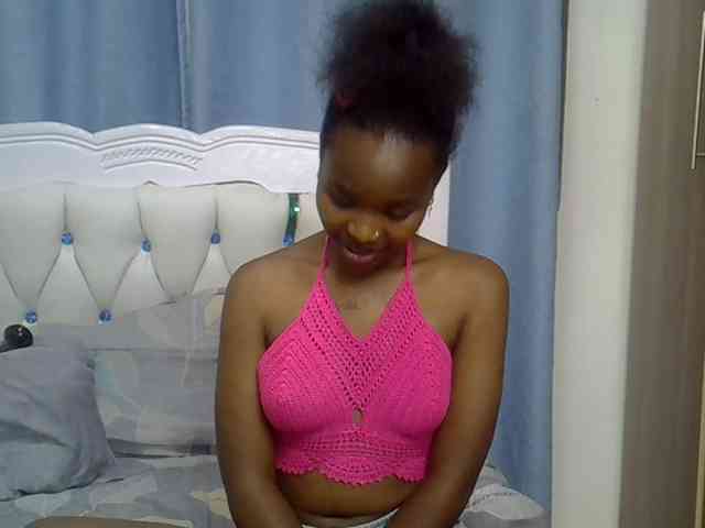 Prettyxoxo webcam