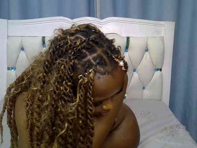Prettyxoxo webcam