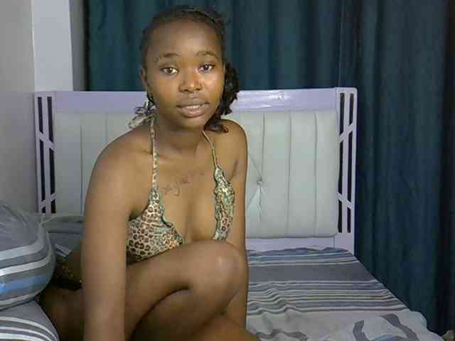 Prettyxoxo webcam