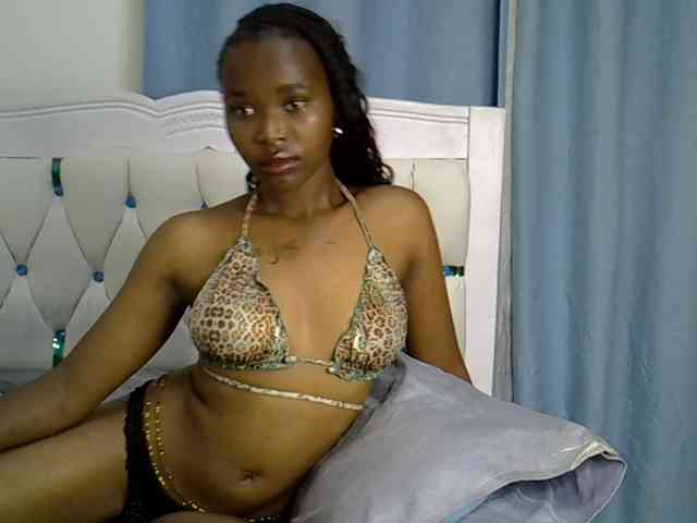 Prettyxoxo webcam
