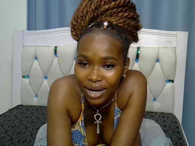 Prettyxoxo webcam