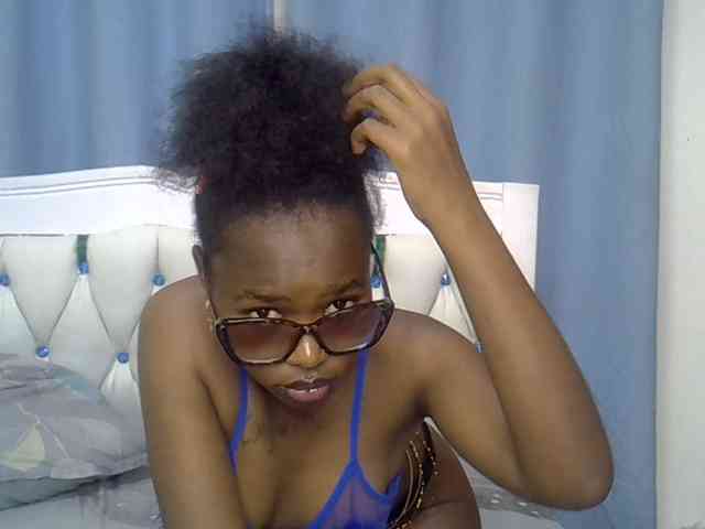 Prettyxoxo webcam