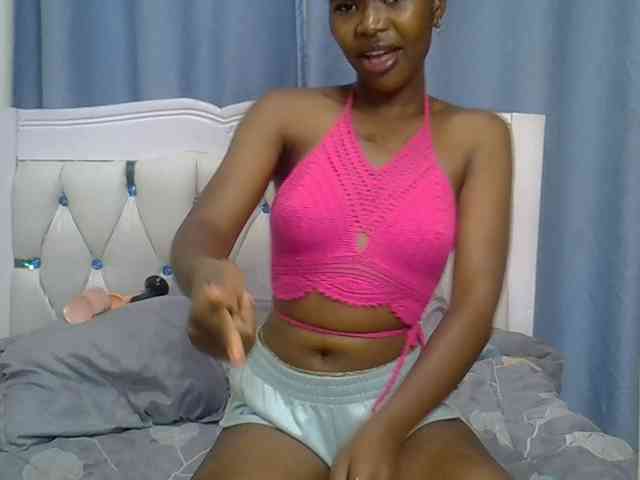 Prettyxoxo webcam