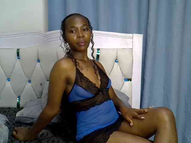 Prettyxoxo webcam