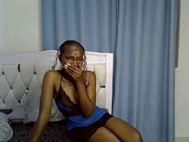 Prettyxoxo webcam
