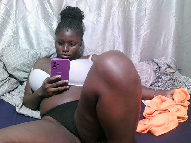 beauty-anjela live cam on BongaCams