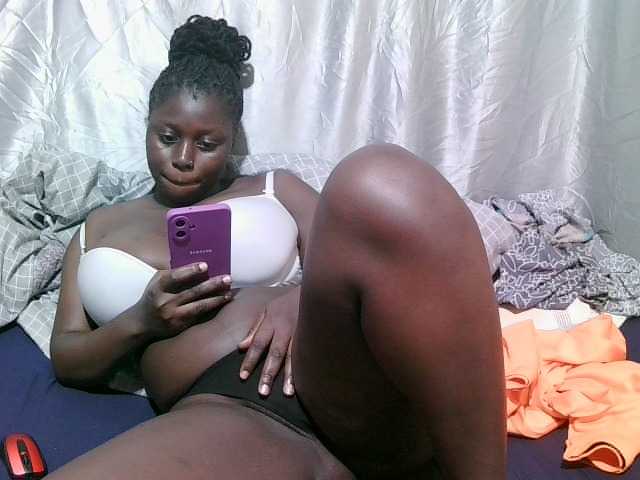 beauty-anjela live cam on BongaCams