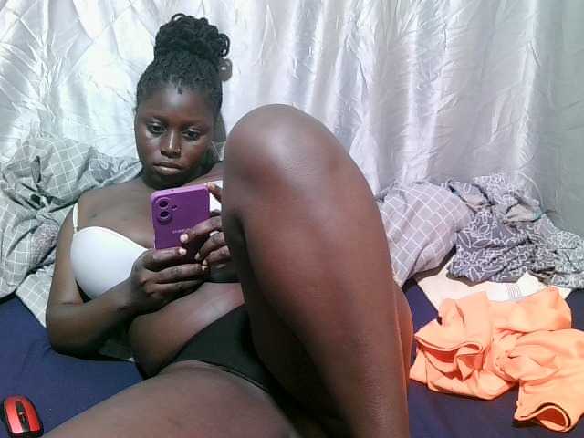 beauty-anjela live cam on BongaCams