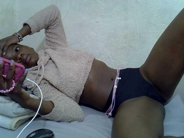 sashadoll8890 live cam on BongaCams