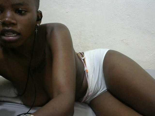 sashadoll8890 live cam on BongaCams