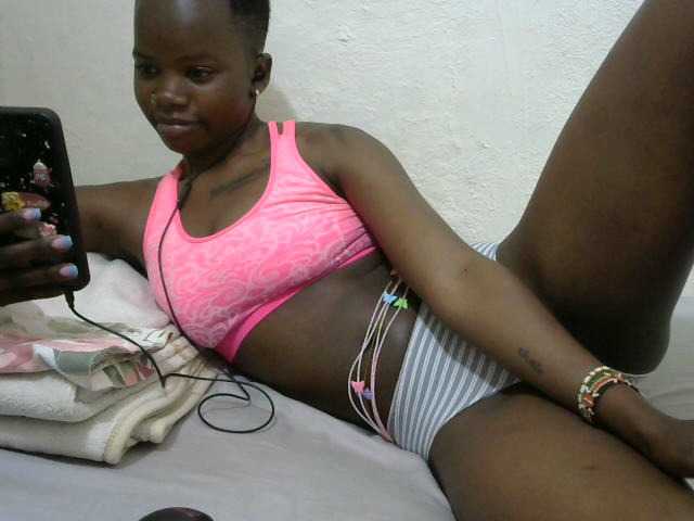 sashadoll8890 live cam on BongaCams