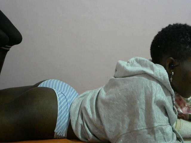 sashadoll8890 live cam on BongaCams