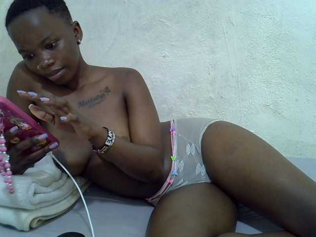 sashadoll8890 live cam on BongaCams