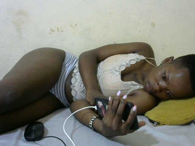 sashadoll8890 live cam on BongaCams