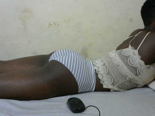 sashadoll8890 live cam on BongaCams