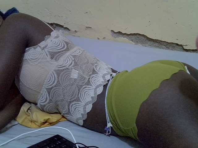 sashadoll8890 live cam on BongaCams