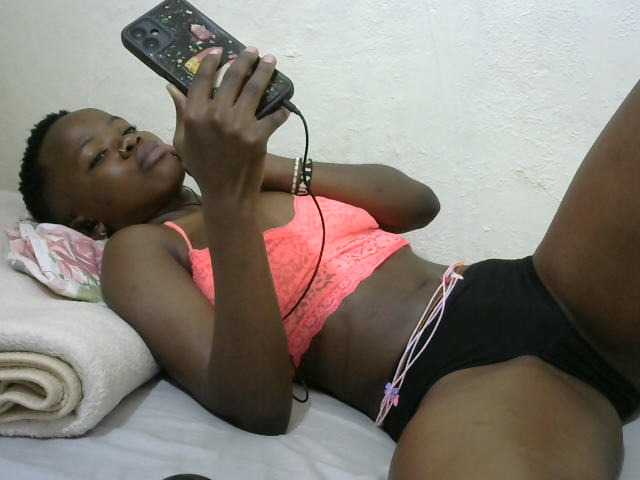 sashadoll8890 live cam on BongaCams