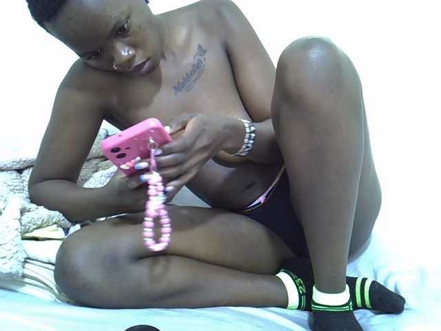 sashadoll8890 live cam on BongaCams