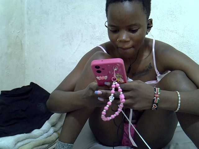 sashadoll8890 live cam on BongaCams