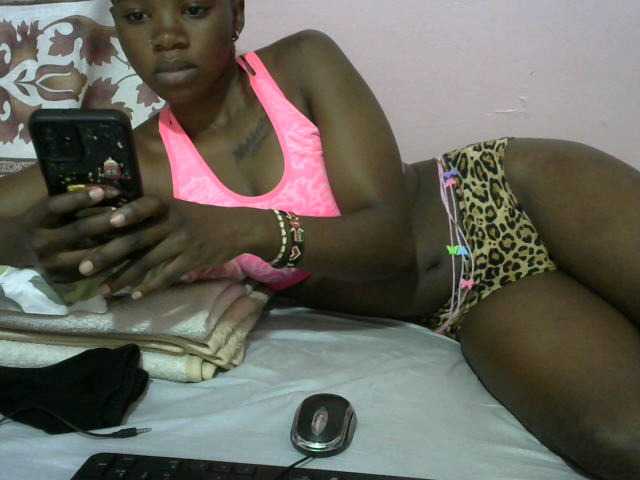 sashadoll8890 live cam on BongaCams