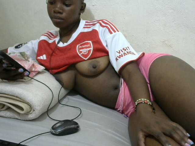 sashadoll8890 live cam on BongaCams