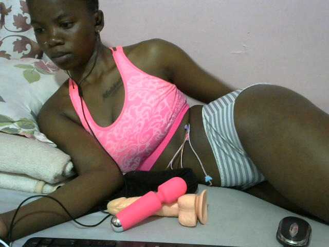 sashadoll8890 live cam on BongaCams