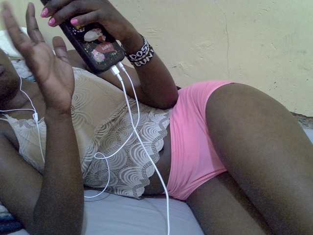 sashadoll8890 live cam on BongaCams