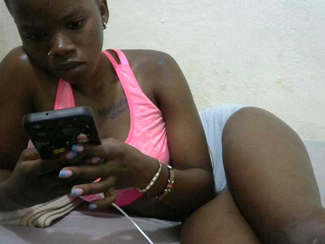 sashadoll8890 live cam on BongaCams