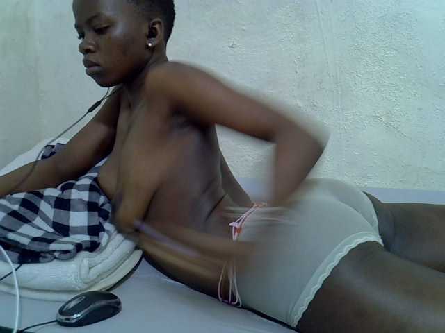 sashadoll8890 live cam on BongaCams